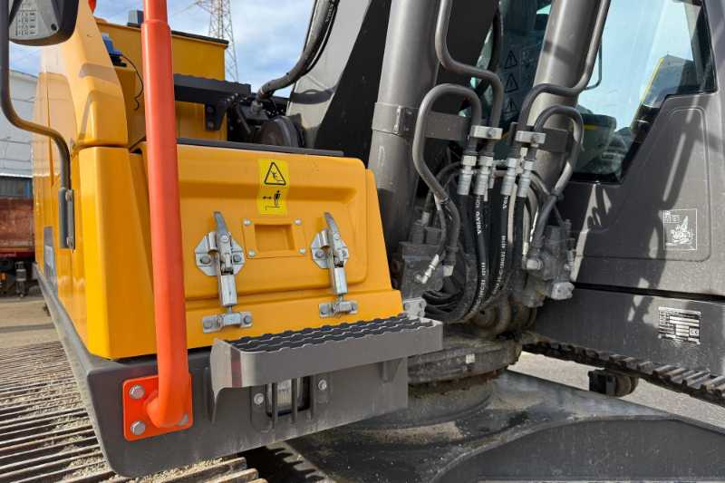 OmecoHub - Immagine VOLVO EC220ELR